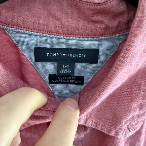 Tommy Hilfiger Short Sleeve Button Up - Picture 2 of 2